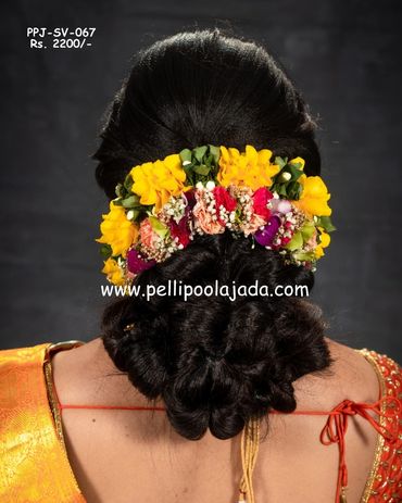 Pellipoolajada_FreshFlowerVeni_Vijayawada: Two step marigold veni with carnations combo