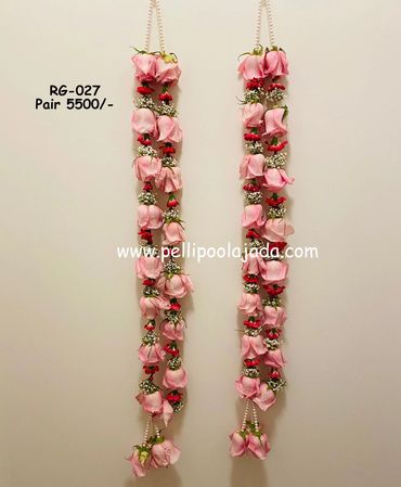 Pellipoolajada_FreshFlowerGarlands_Warangal: Pink Rose and gypsy combo floral garlands