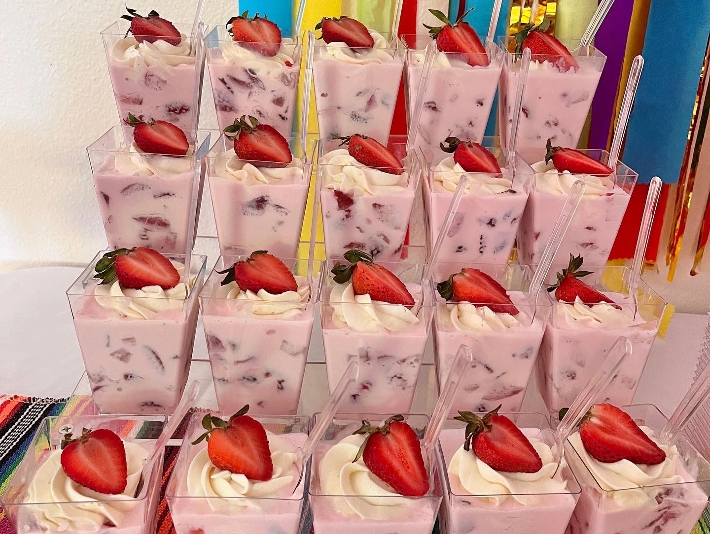Fresas Con Crema Shooters