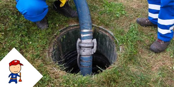 A coleta e esgotamento de fossa séptica, sucção e transporte de resíduos sólidos e líquidos