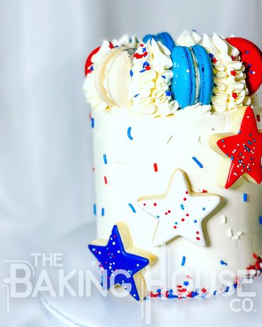 Custom Cake - Fourth of July
Decorated with sugar cookies, macarons, and sprinkles. 