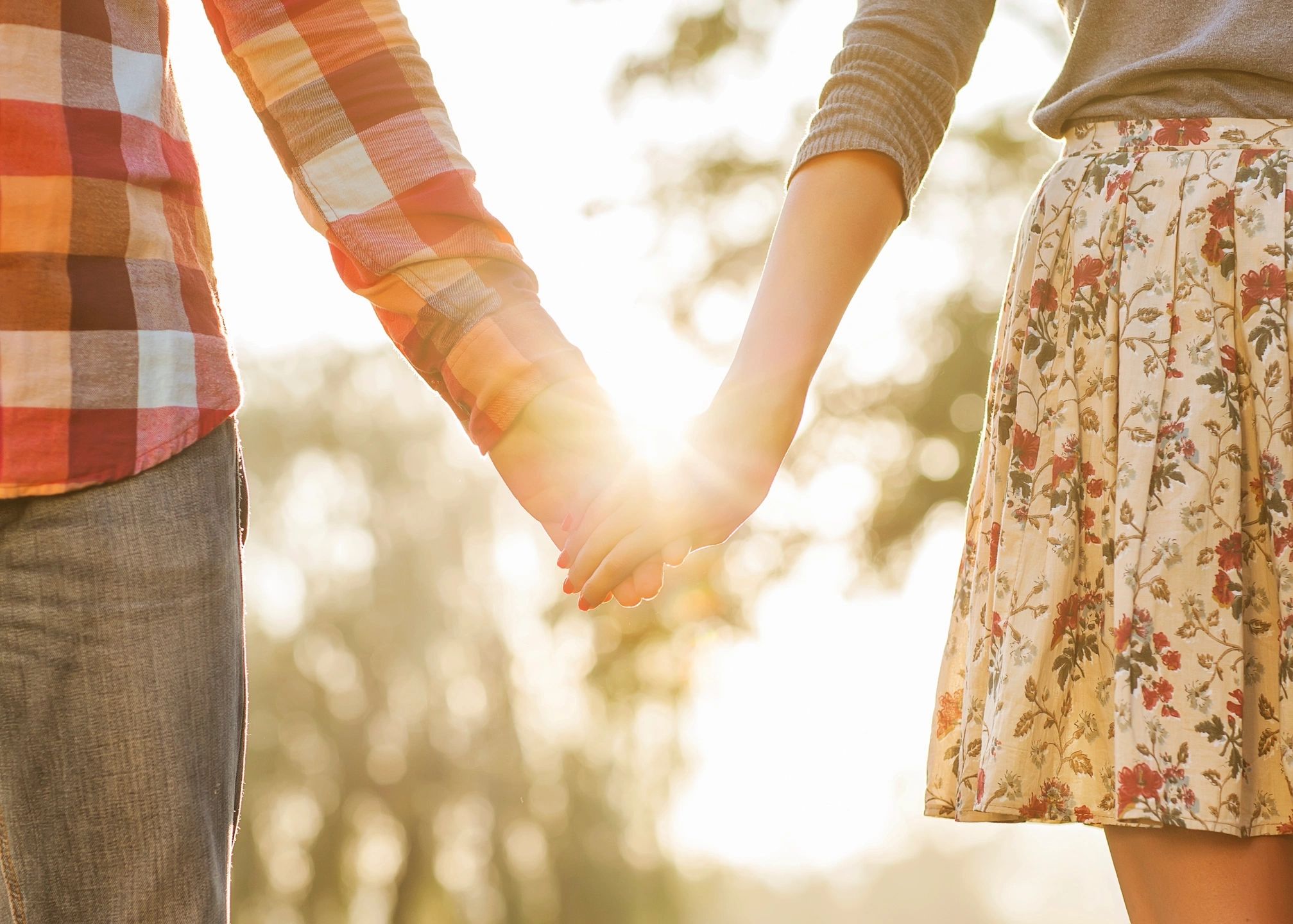 couple holding hands