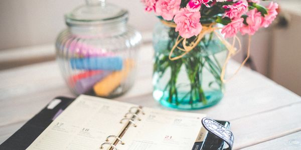 calendar and flowers