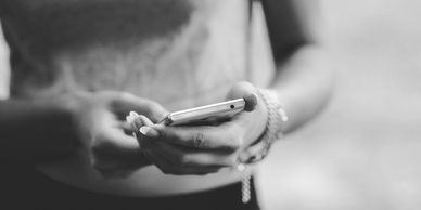 Unlimited text, email, and phone support before and after birth.