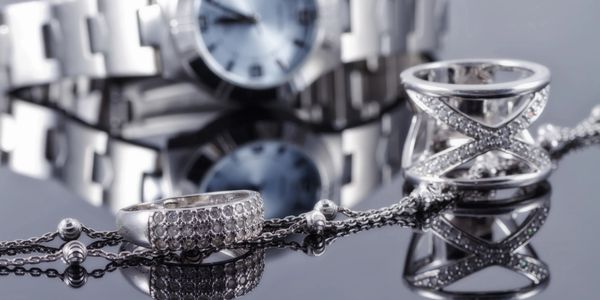 Montres, bague et chaines en vente et réparation