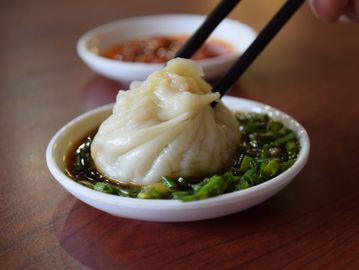 Momos