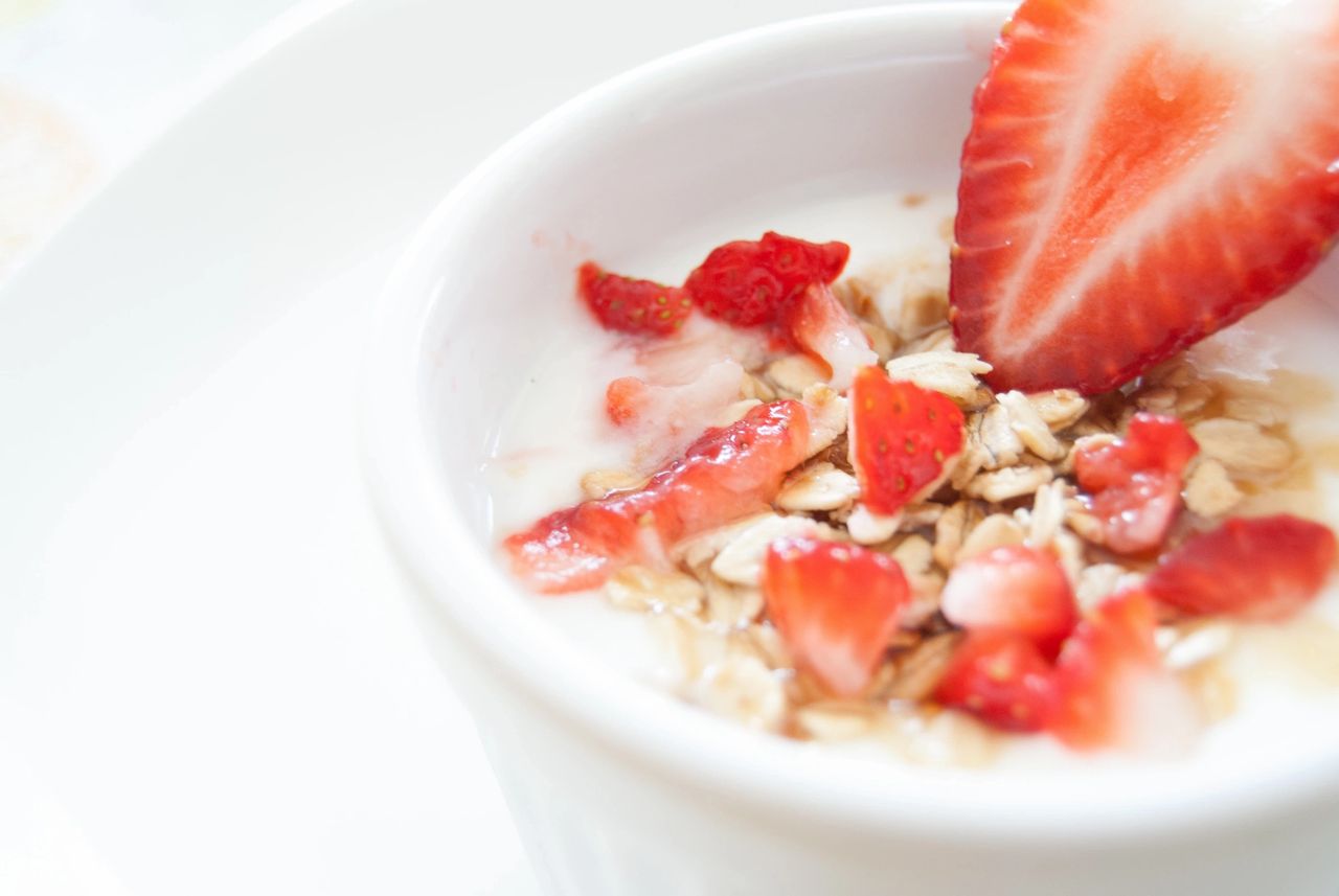 Fruit On The Bottom Overnight Oats - Sweet Peas and Saffron