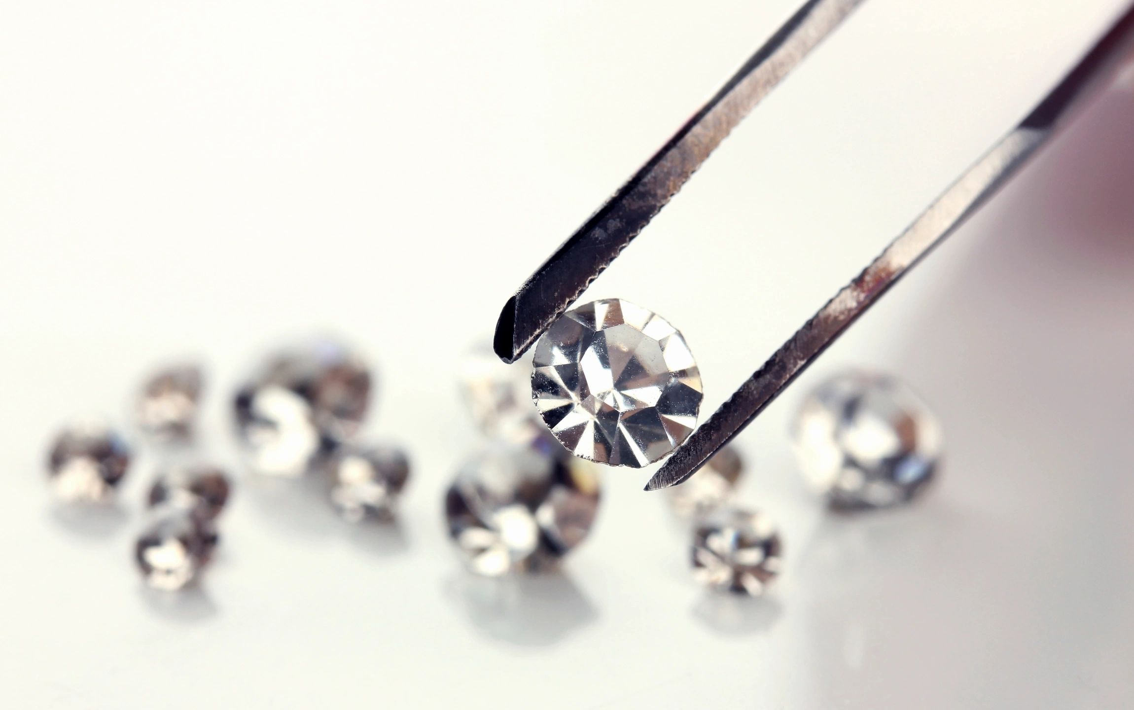 Important features of buying diamonds