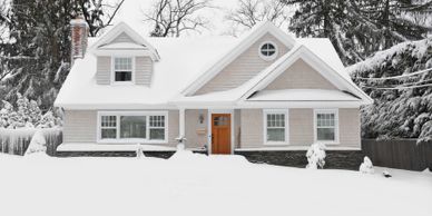 Snow removal, roof with snow