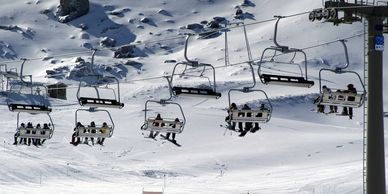 Whether your up for some Downhill skiing or some Nordic Skiing. Haliburton has got you covered. Visi