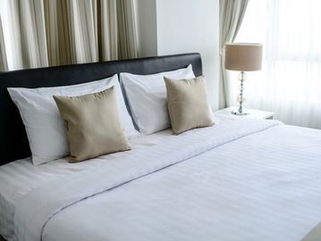 Linen per bed (Whites)