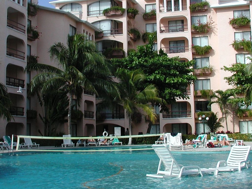 Discounted Family Vacation to a Resort in Florida!