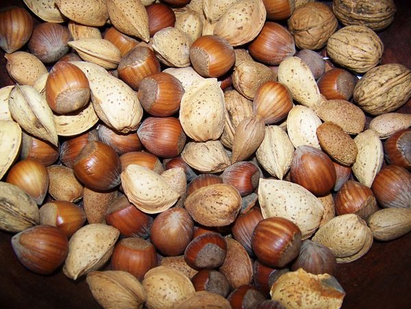 Selected snacks, including mixed nuts