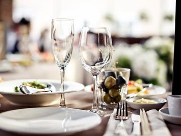 Restaurant Gift Vouchers and Hotel Gift Vouchers