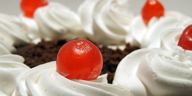 mini chocolate mousse tartlet