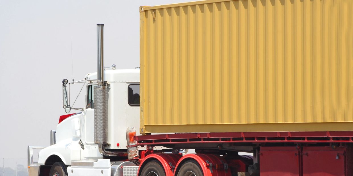 Pier Ratz Trucking Drayage services - Drayage, Trucking