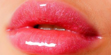 Lip Makeup, Lipstick, Lip liner, 
Lip Gloss, Lip care. www.fromrita.com