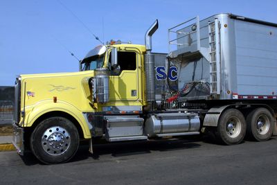 Yellow kenworth 