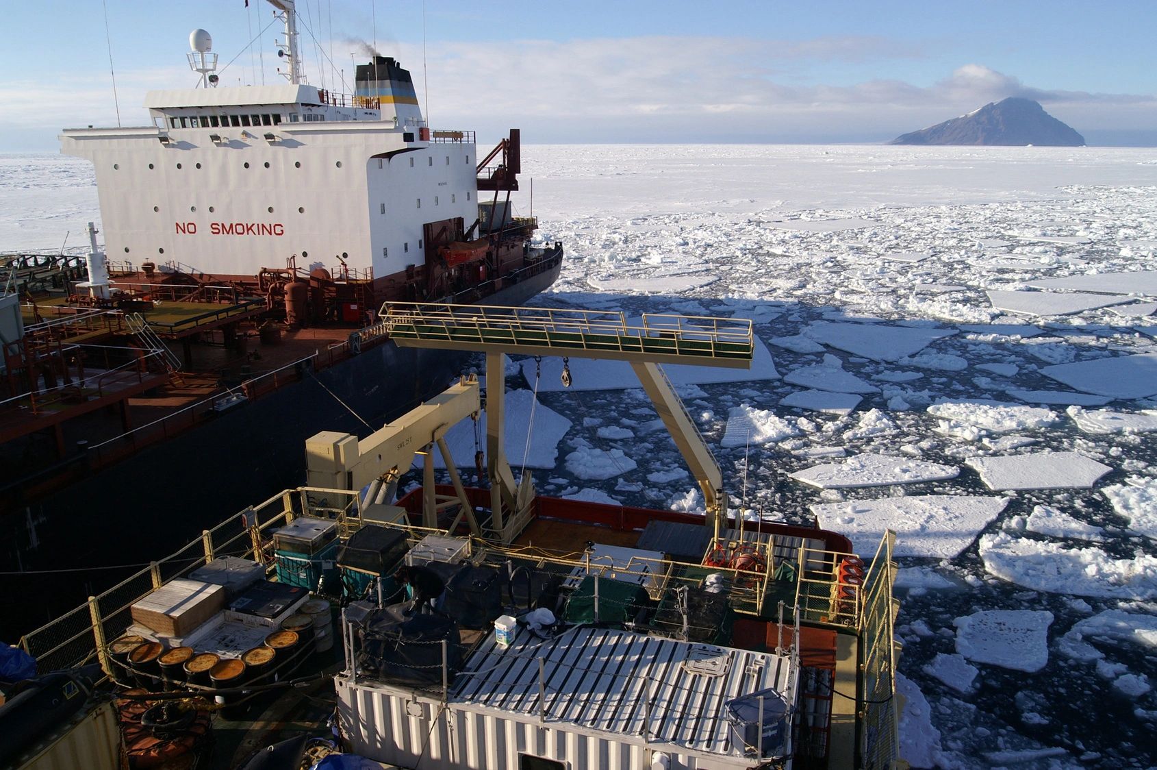 Role of EU-Japan Collaboration in Trans-Arctic Cable Development