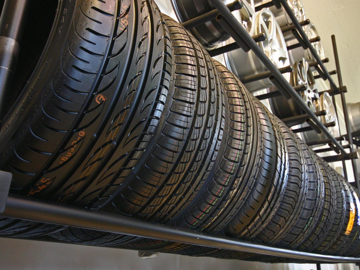 Auto Tire Quotes, Truck Tire Quotes, Qyst Tire Automotive Repair Service Centers, Oil Change, Brakes