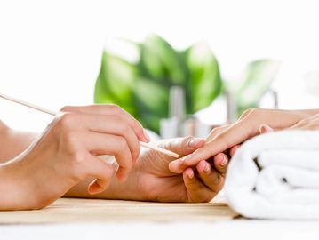 Lady having a CND Luxury Vinylux Manicure.