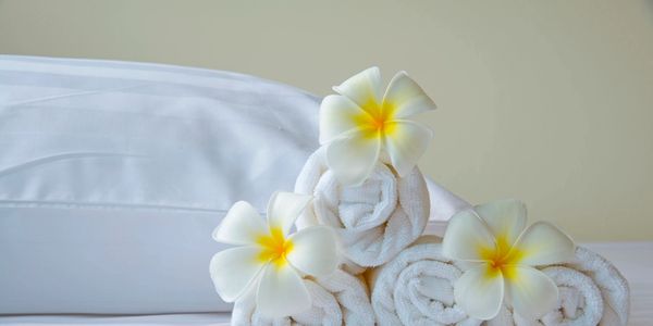 Finished White Towels in Spa Setting