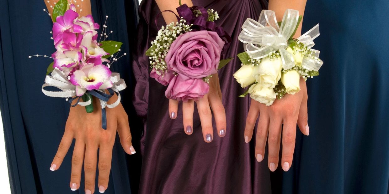 Wedding bridesmaid corsage flowers
