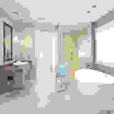 Detailed bathroom cleaning