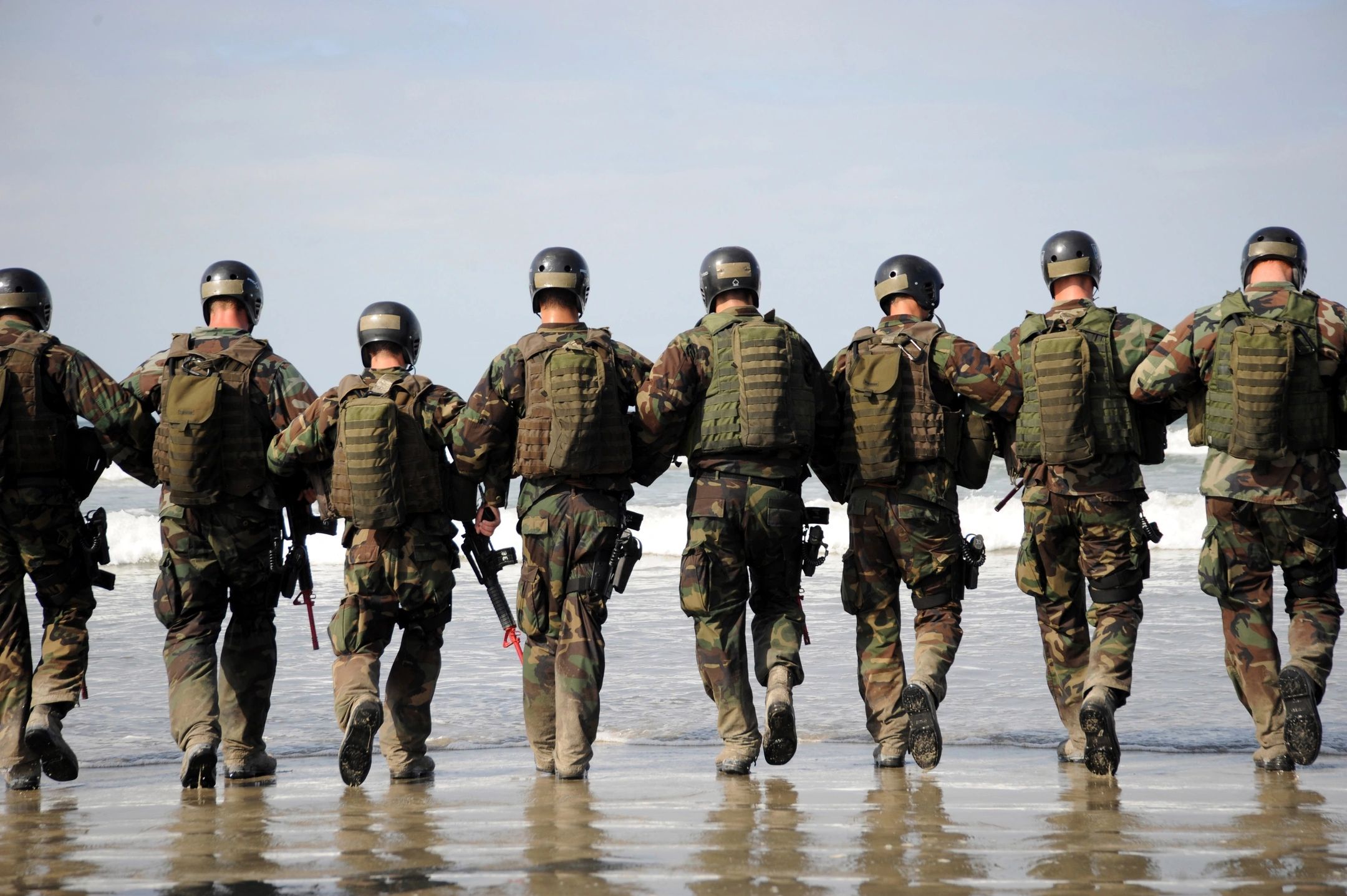 picture of Soldiers marching