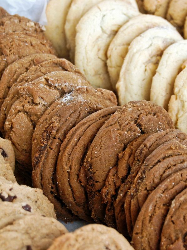 Rows of different types of cookies.