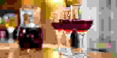 Wine glass Personalise, customise, logo, photo, name, engraved, brand.