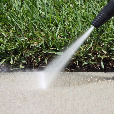 Pressure washing concrete