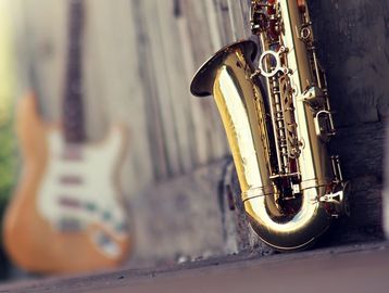 Saxophone lessons near me