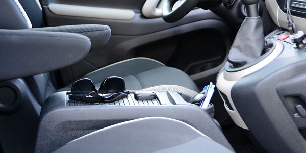 Cars key lock seat cover shifter door handle window regulator radio fender hood wiper windshield 