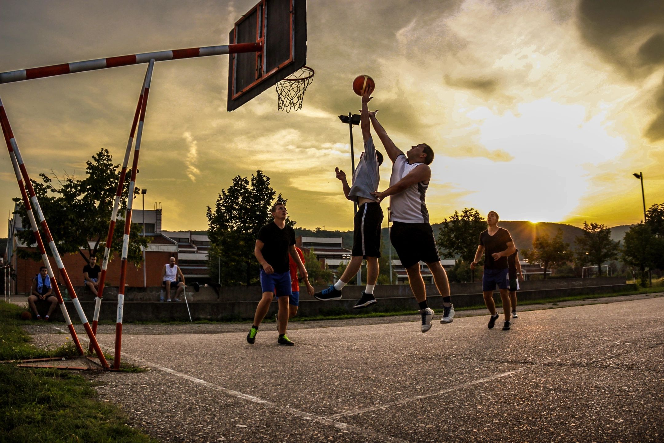 Haltonhoops - Pickup Basketball, Community Help, Charity Games