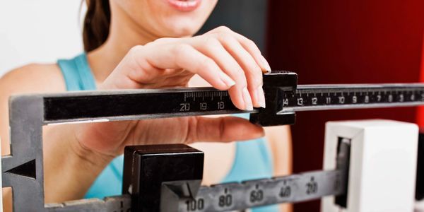 BestChoiceChanges woman on weighing scale