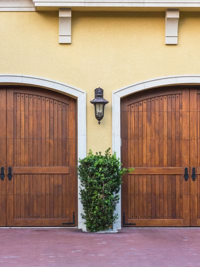 Fast & Affordable Garage Door Repair and Replacement in Cochrane, AB