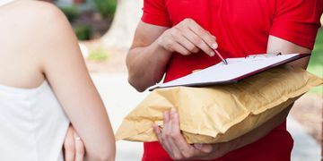 courier service calgary