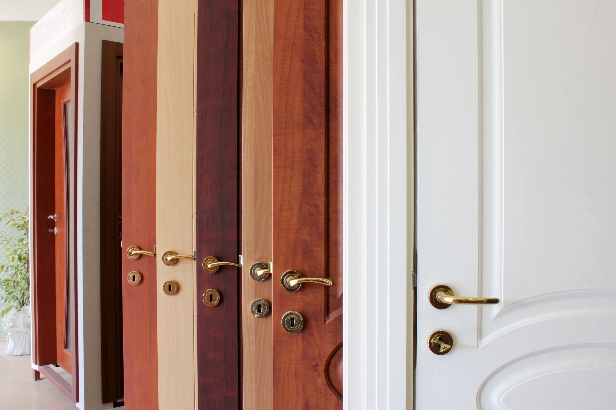 INTERIOR DOORS