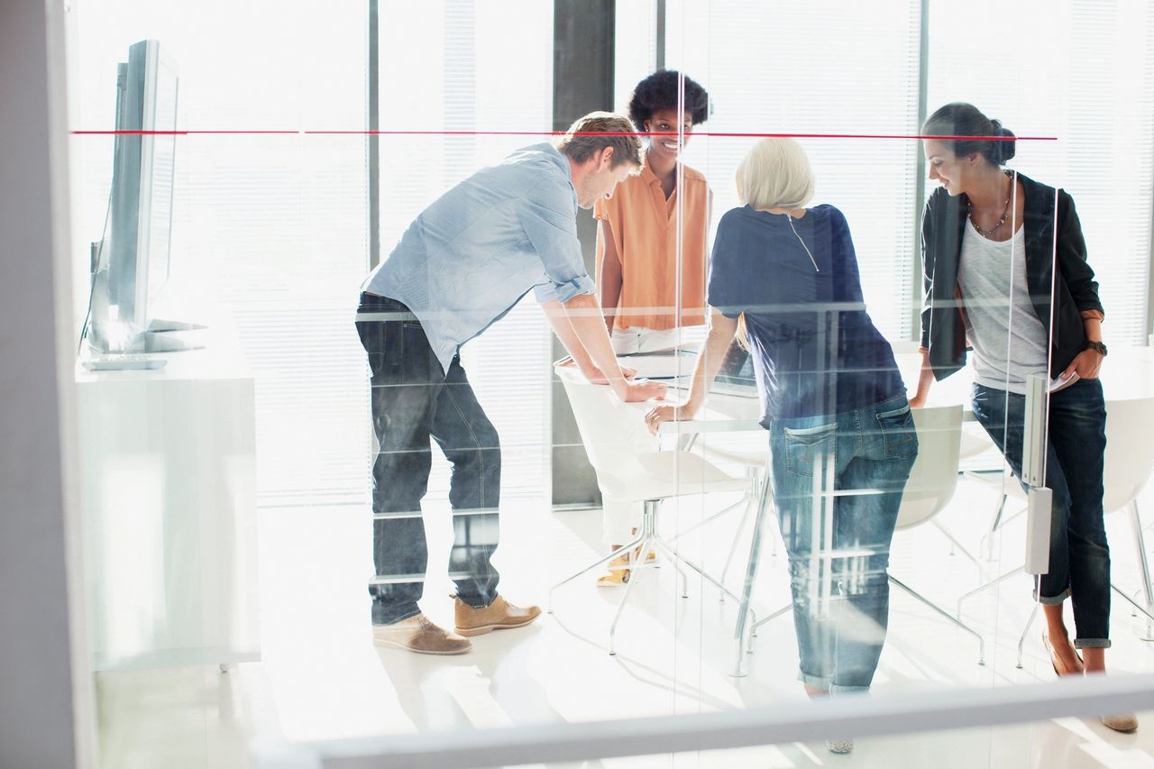 Casual Friday: How To Balance Comfort And Professionalism