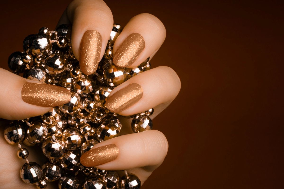 Emerald Lotus Nails & Spa - Nail Salon - Airdrie, Alberta