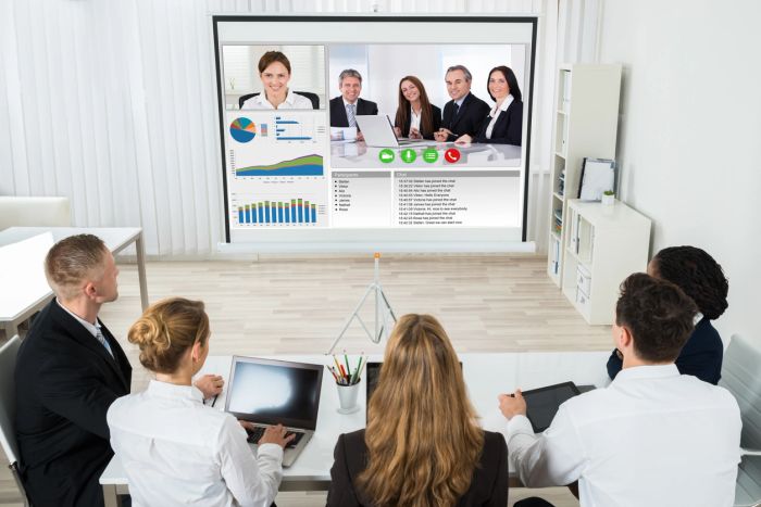 Optimizing Senior Leader-Frontline Employee Meetings