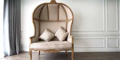Custom Furniture
Rugs & Pillows