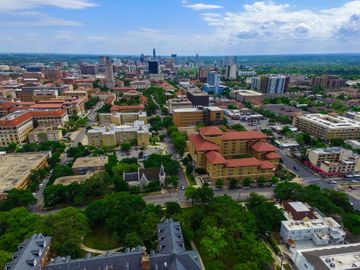 Fly city views