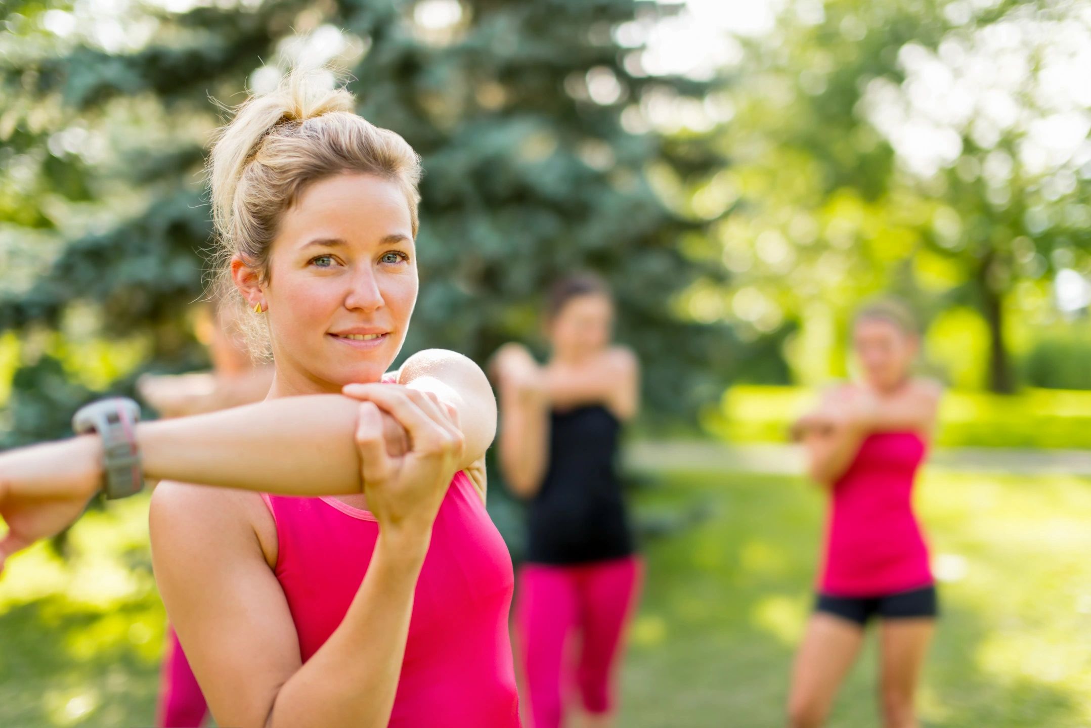 Примеры здоровых людей. Физические упражнения. Здоровая женщина. Физическая активность женщин. Заниматься спортом.