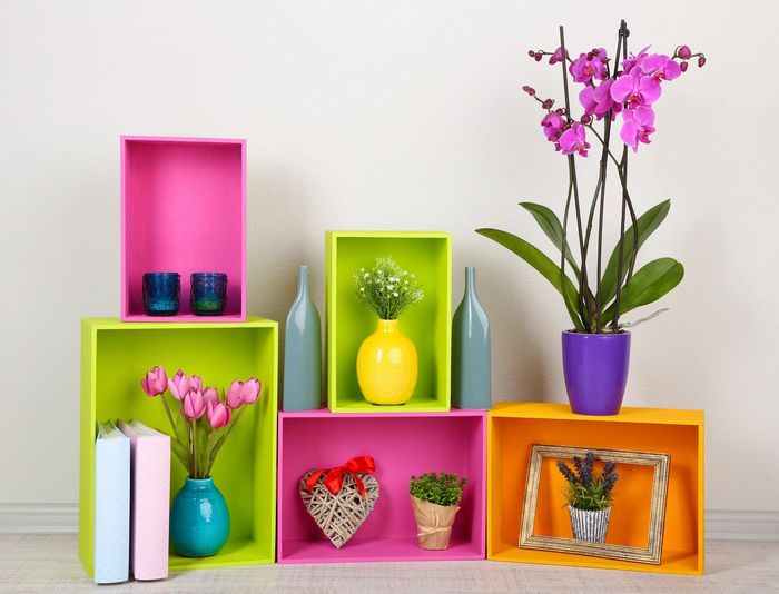 Master Lilian Lai
LAIght Up Decor
HOME LIVING - Live In Style
Home decorations, art, flowers, lamps,