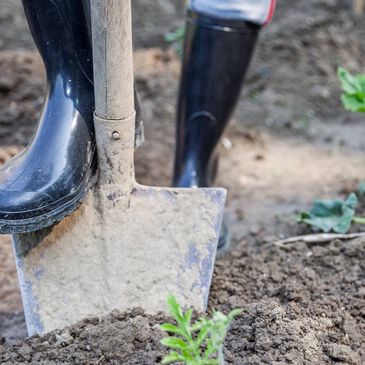 digging, mulching