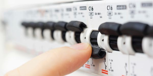 Electrical installation
fuse board
consumer unit