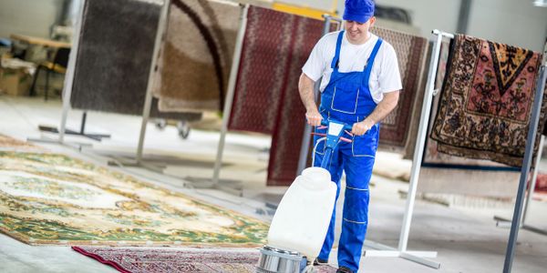 We use the safest solution and tools to clean your carpet, upholestry and tiles and grout. 