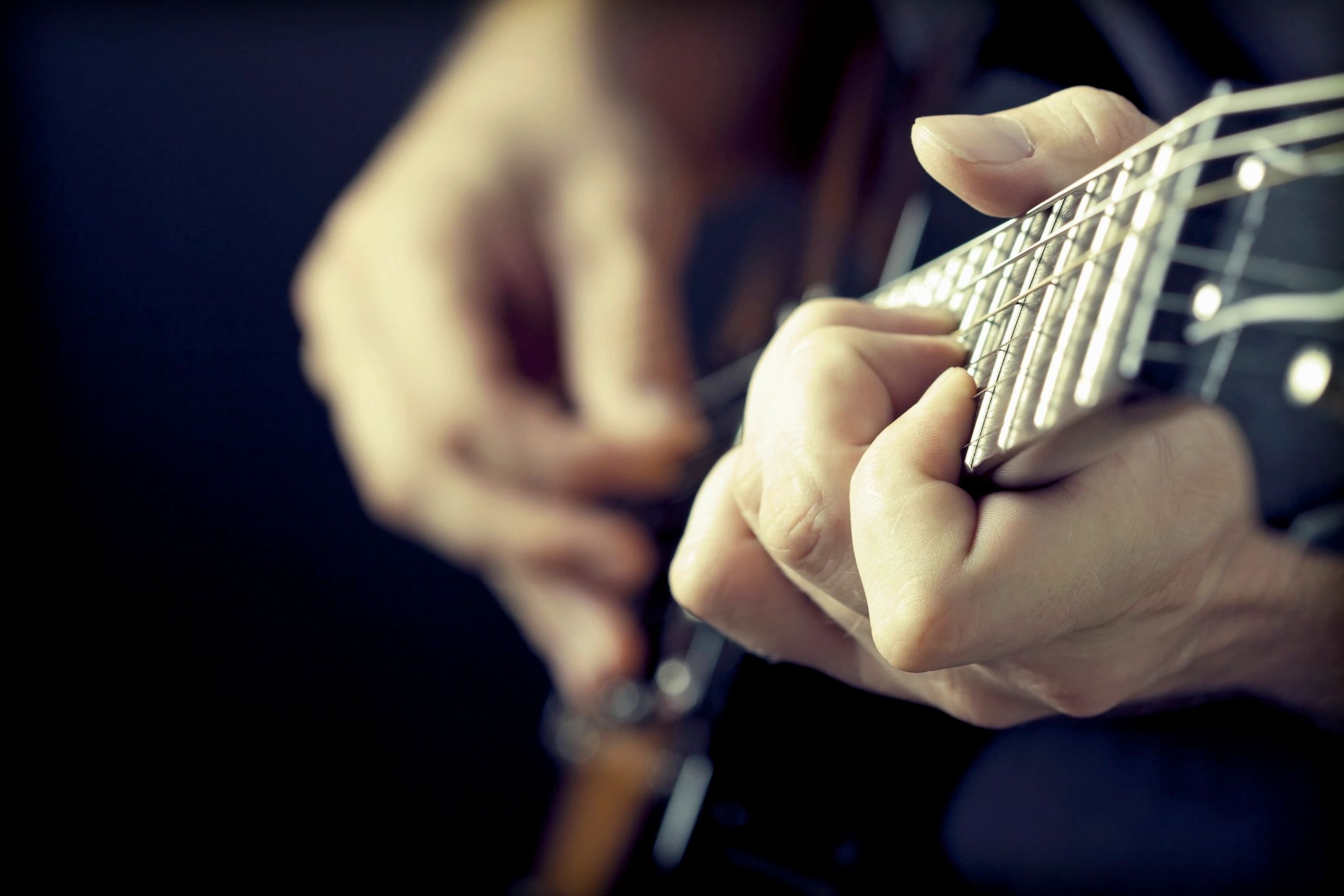 Ken Bates Guitar Bazaar